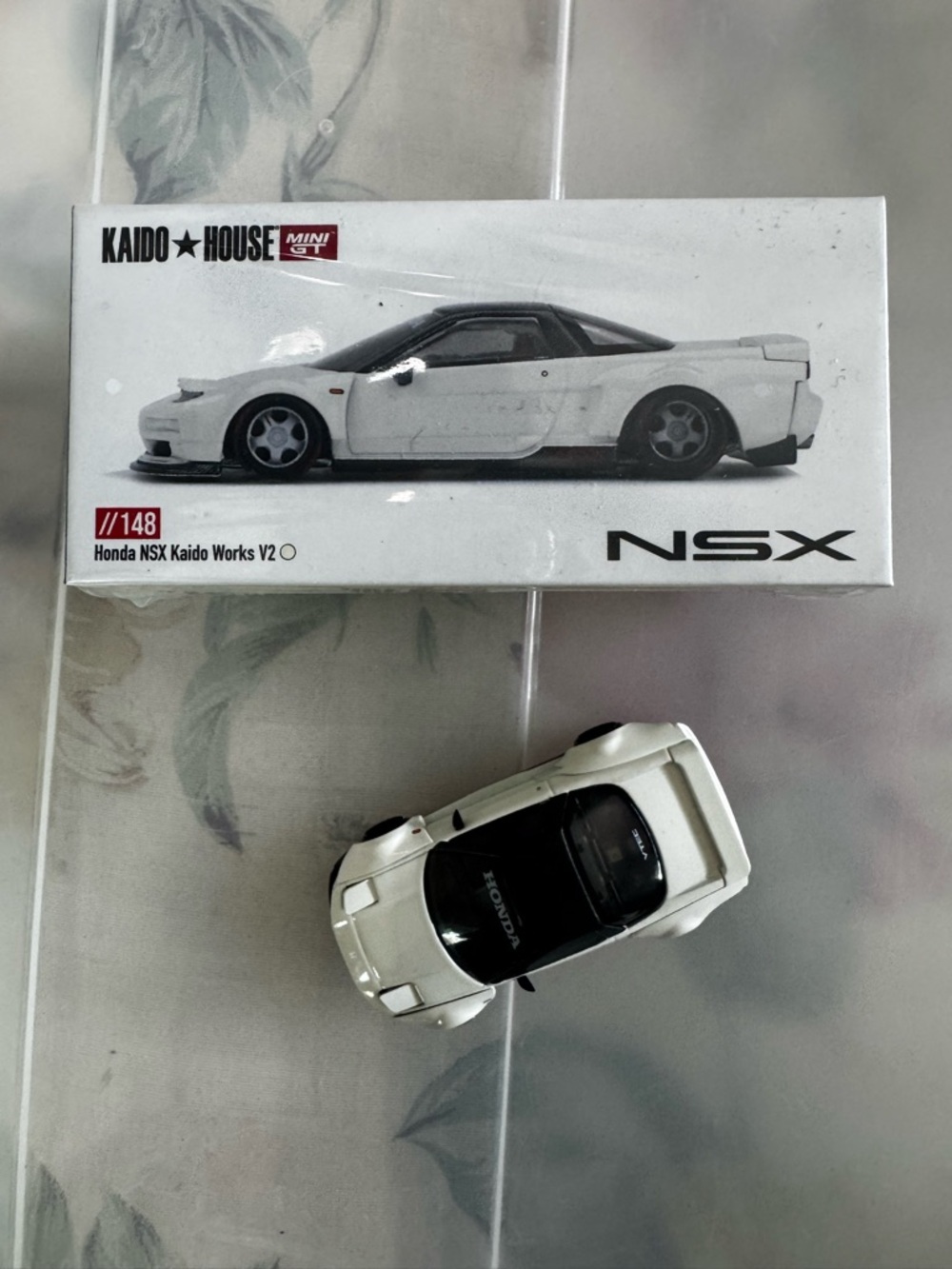 Mini GT Honda NSX Kaido Works V2 Toy Car - White